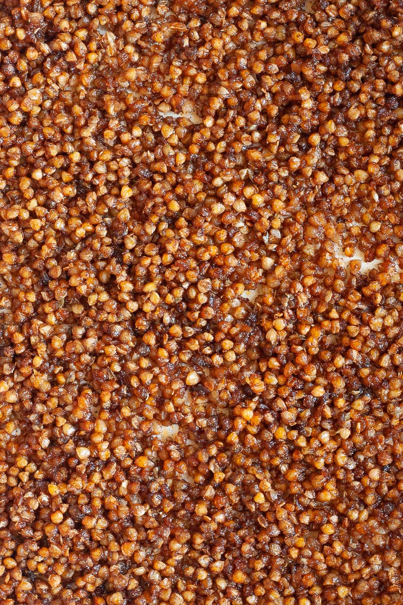 Close-up of lots of small brown bits.