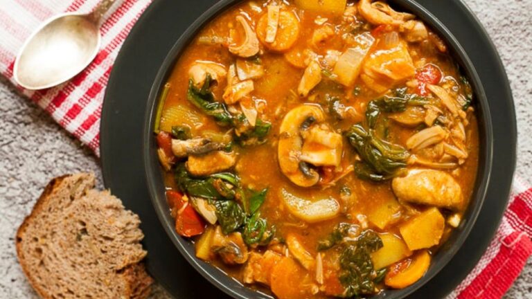 15 Slow Cooker Recipes Tailored for Potlucks