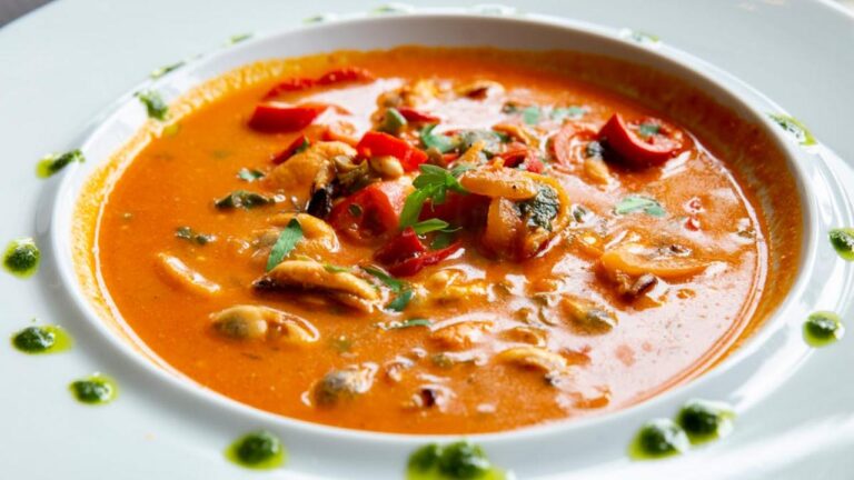 He Refuses to Eat Beans, Soup, or Fruit. He Called Me ‘Picky’ for Suggesting Indian Food.