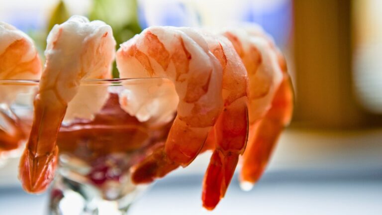 14 Buffet Dishes Even Top Chefs Refuse to Touch