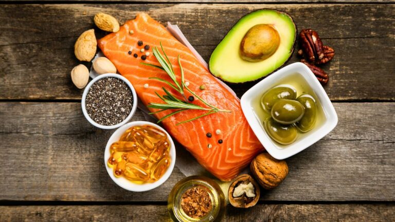 15 Must-Eat Omega-3 Foods to Boost Your Brain and Heart Health