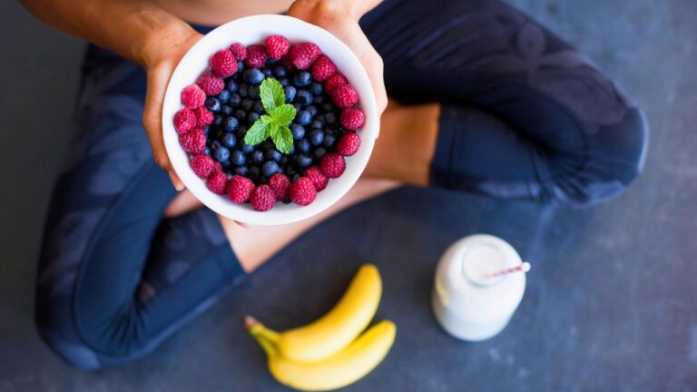 The Connection Between Plant-Based Diets and Yoga Philosophy