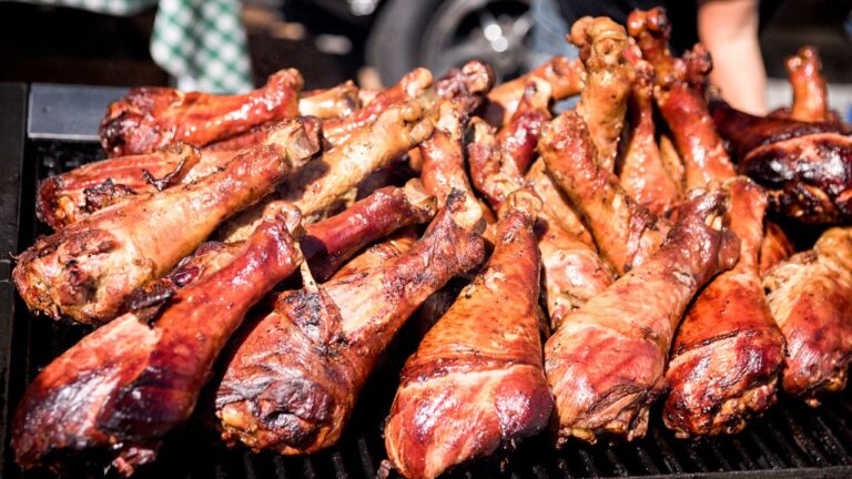 14 Legendary BBQ Dishes from Across the USA You Need to Try