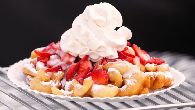 15 Junk Food Offenders Nutritionists Say Are Waging War on Your Waistline