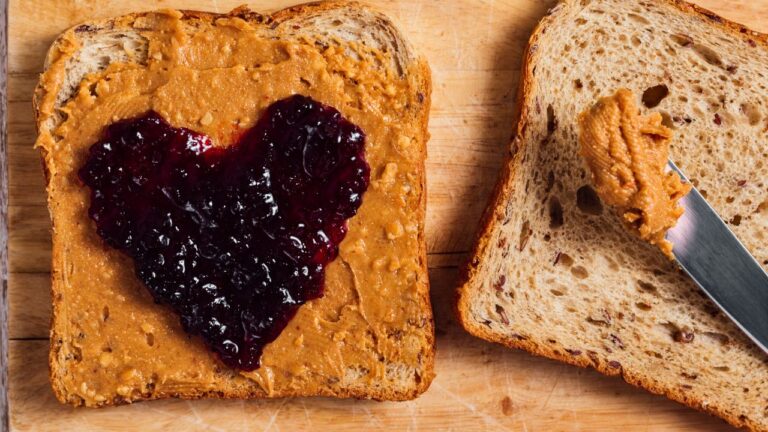 10 Weirdly Beloved American Foods the Rest of the World Can’t Fathom