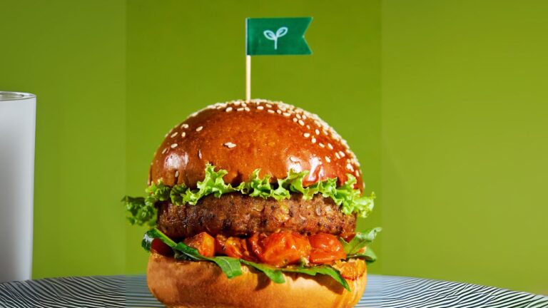 12 Hot Fast-Food Trends Redefining Your Favorite Chains