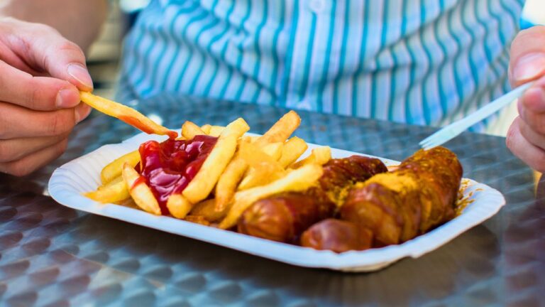 14 Bucket-List Street Foods From Around the World Worth the Hype