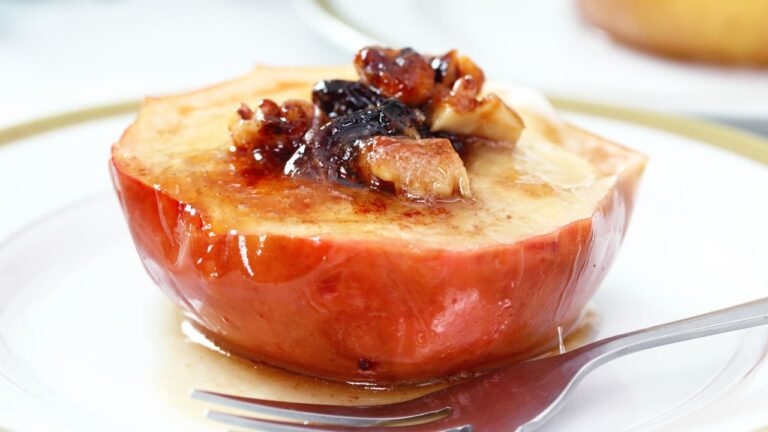 14 Cozy Comfort Foods That Taste Even Better by the Fireplace