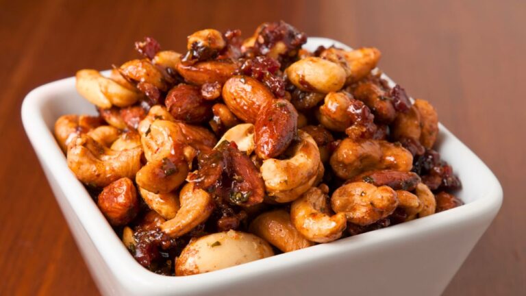 14 Cozy Comfort Foods to Munch While Watching Fall Movies