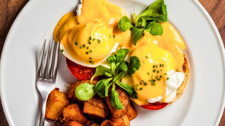 15 All-American Dishes Taking Over Menus Around the World