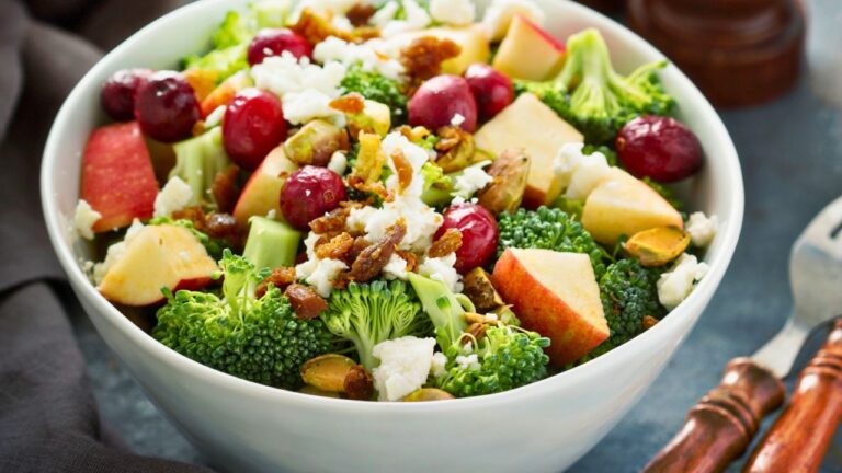 15 Mouthwatering Everyday Eats That Naturally Lift Your Good Cholesterol