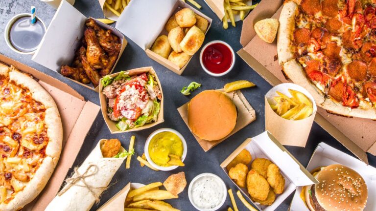 12 Fast Food Secrets Your Favorite Chains Don’t Want You to Know