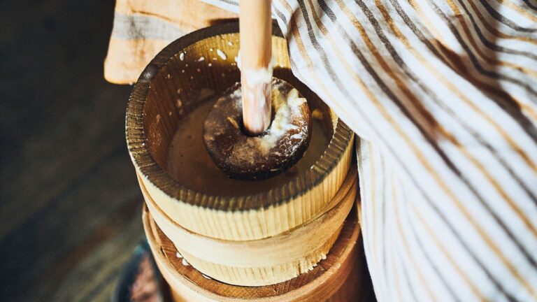 13 Vintage Cooking Techniques Making a Delicious Comeback