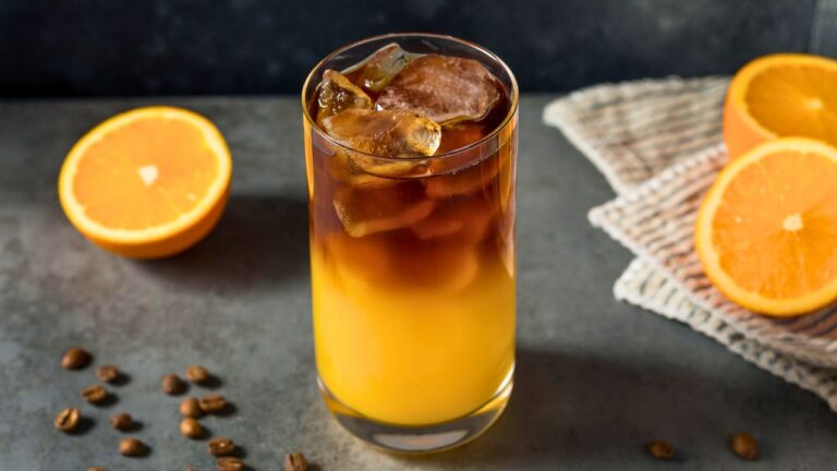 14 Unusual Food Combos That Taste Amazing Together