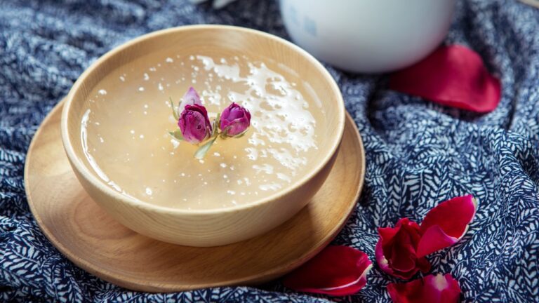 15 Luxury Foods the Wealthiest Eat Every Day That Most People Can’t Afford