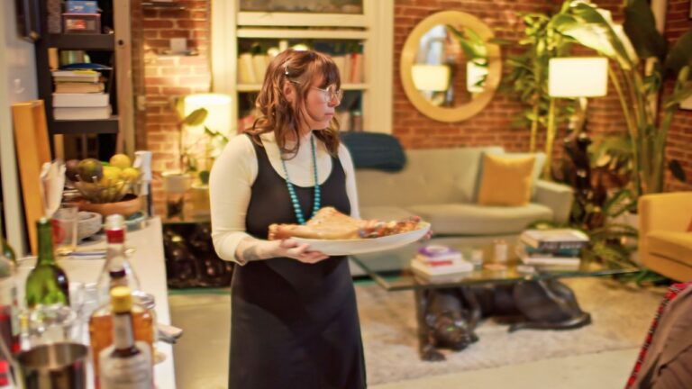 Daughter-in-Law Arrives Late and Expects Us to Hold Dinner for Her Side Dish to Cook. I Refused to Delay the Meal.