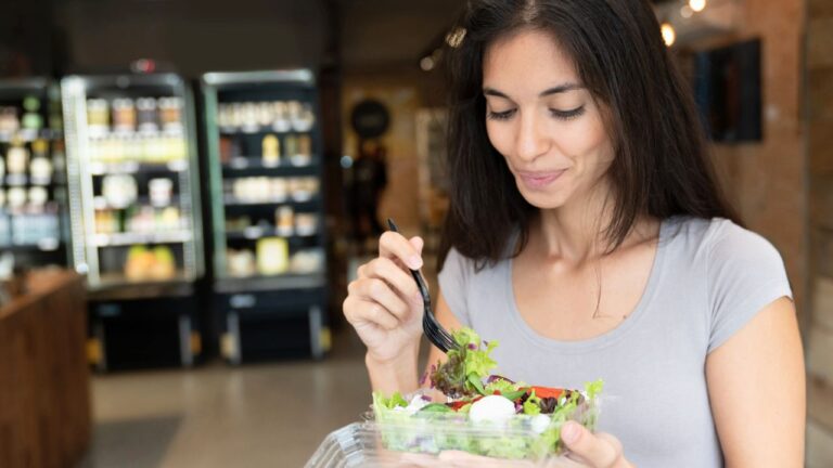 10 Fast Food Orders for Smarter Eating on the Go