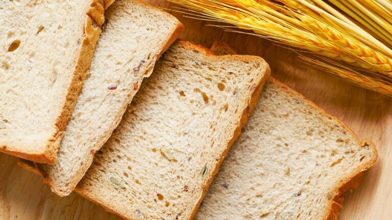 14 Everyday American Foods You Wouldn’t Have Found A Century Ago