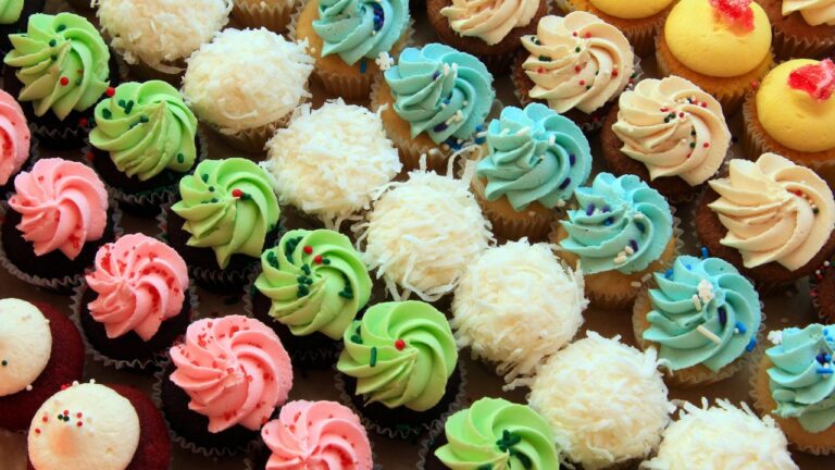 15 Iconic Eats That Defined Each Decade From the Roaring ’20s to Today