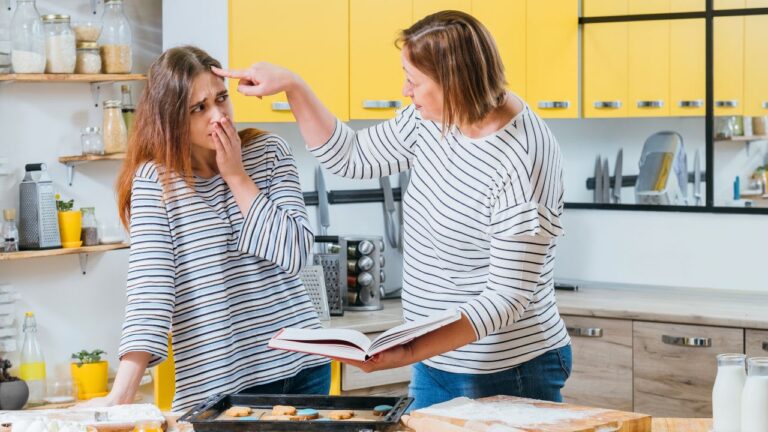 ‘Get Up Early to Prep’: MIL Demands Working DIL Cook Thanksgiving Before 12-Hour Shift