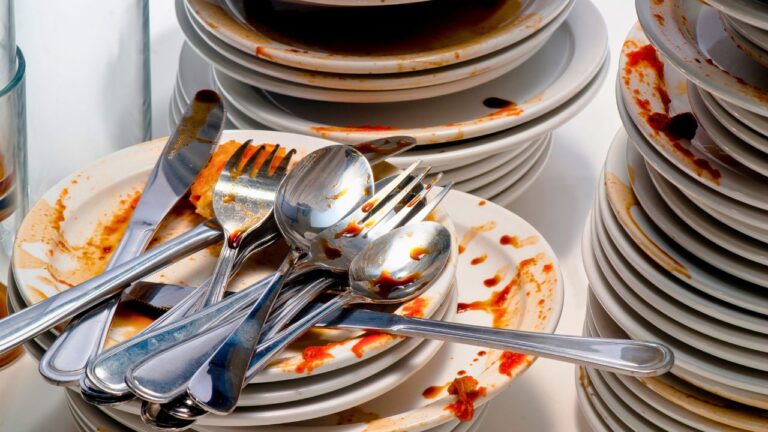My Husband Weaponized Our Chore Rules to Trash the Kitchen. So I Left Him a Massive Chili Mess, and He’s Furious.