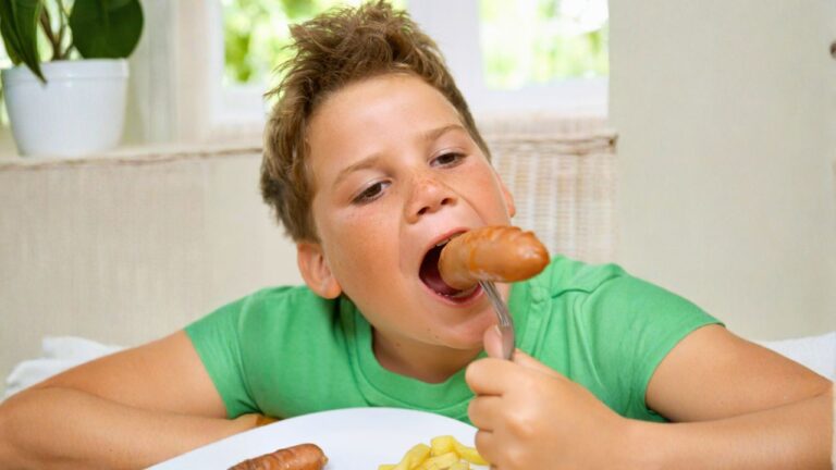 I Faked My Kids’ Meat Allergies to Keep Them Vegan. My Parents Fed Them Sausage, and Now They Hate Me.