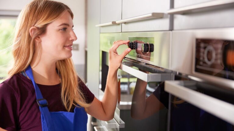 My MIL Lowered the Oven 100 Degrees to Sabotage My Chicken. Then She Blamed the Delay on My ‘Time Management.’