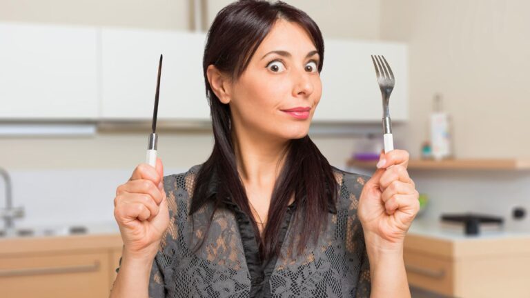Breastfeeding and Starving: New Mom Shocked When In-Laws Offer Zero Food