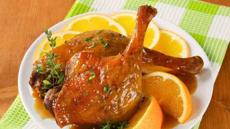 14 1970s Restaurant Dishes We Want Back on Menus