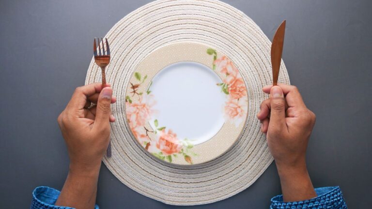 The RSVP Deadline Passed. He Demanded I Pay for the Meal Deposit I Never Consumed.