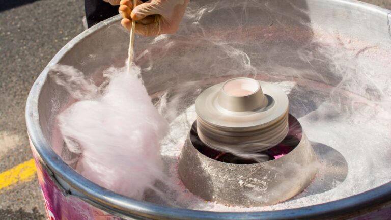 15 Classic Street Foods That Ruled the Roaring 1920s