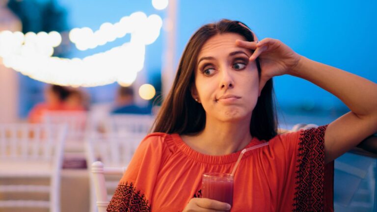 I Thought a Two-Drink Limit Was ‘Classy.’ My Family Called My Alcohol Policy ‘Awful’ and ‘Controlling’.