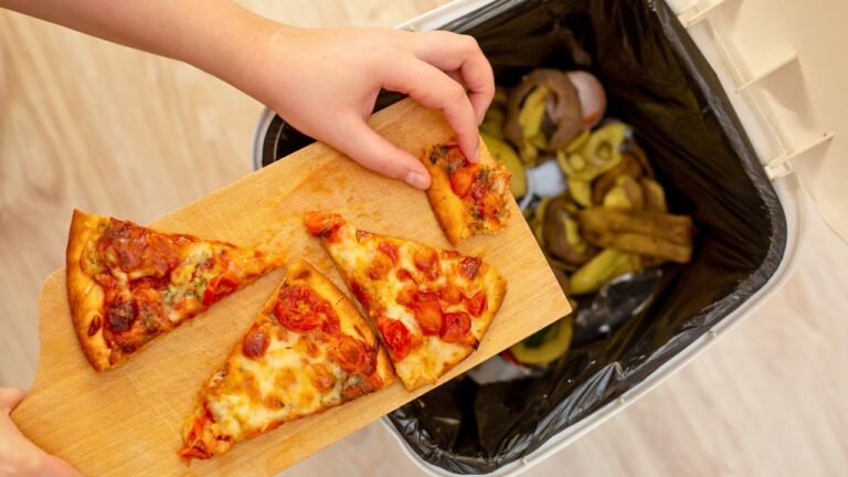I Was Forced into a Two-Week Meal Subscription. I Had to Refuse the Food to Get the Service Cancelled.