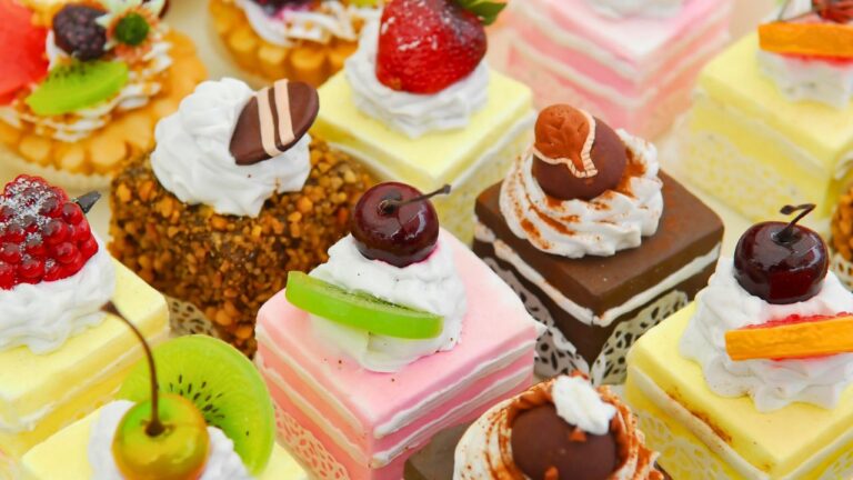 Sister Called Me ‘Greedy’ for Eating 8 Pieces of Fruit. She Had a Table Full of Cake I Couldn’t Touch.