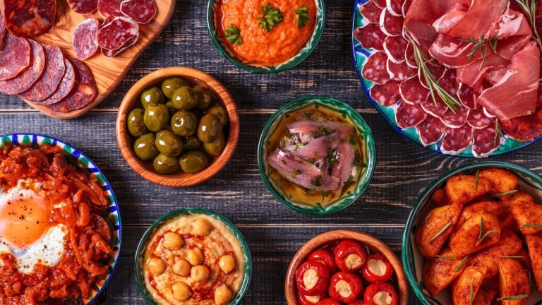 My Girlfriend’s Family Deliberately Excluded Me in Catalan. After 5 Warnings, I Walked Out of Dinner.