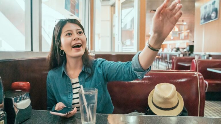 Waitress Ignored My Mom’s Farewell Dinner for 10 Minutes. Why Naming Her in a 1-Star Review Was Completely Justified.