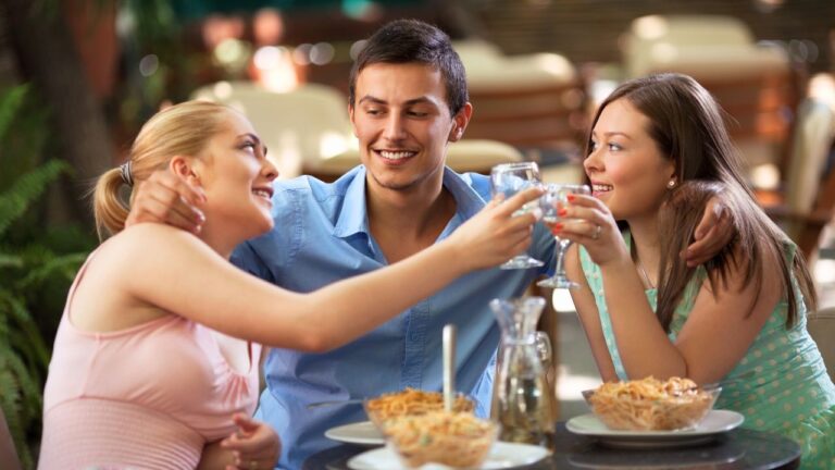 My Friends Let Me Get A Separate Check For Years, Then A New Boyfriend Called Me Cheap