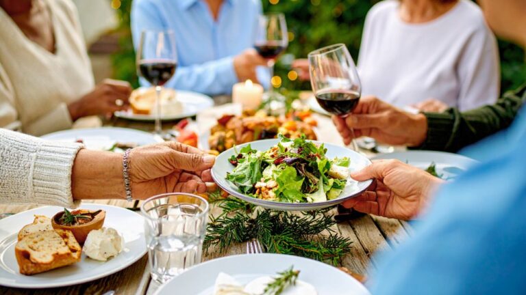 I Refused to Pay for My Fiancée’s Friends After She Secretly Volunteered My Wallet at a Fancy Restaurant