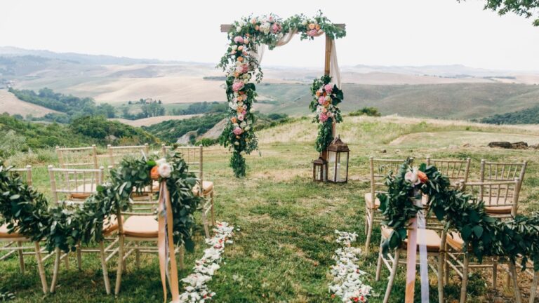 I Don’t Need Alcohol To Have Fun, But My Friend’s 12-Hour Dry Wedding Is Testing Me