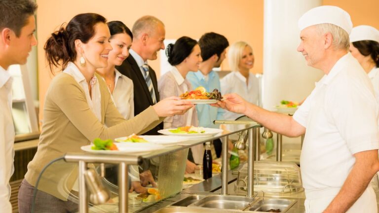 The Corporate Chef Rolled His Eyes at My Allergy. His ‘Free Lunch’ Sent Me to the ER in an Ambulance.