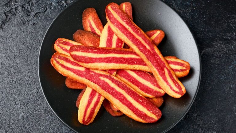 My Vegetarian Roommate Secretly Fed Me Soy Bacon to Prove a Point. I Woke Up in the ER.