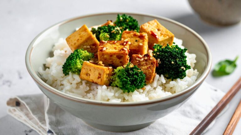 My Girlfriend Demanded My Child and I Go Vegan to Move In. So I Canceled the Lease.