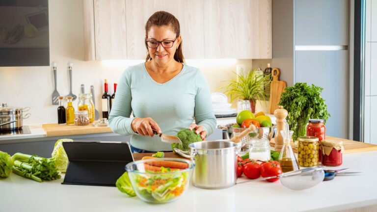 I Chopped Fresh Veg for Hours. I Caught My MIL Telling the Family I Served Her a Frozen Meal.