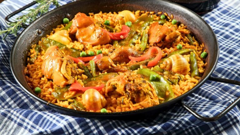 My New SIL Fired Our Aunt at 11 PM and Served Me Unrefrigerated Paella at Her Wedding. When I Refused to Eat It, She Cried.