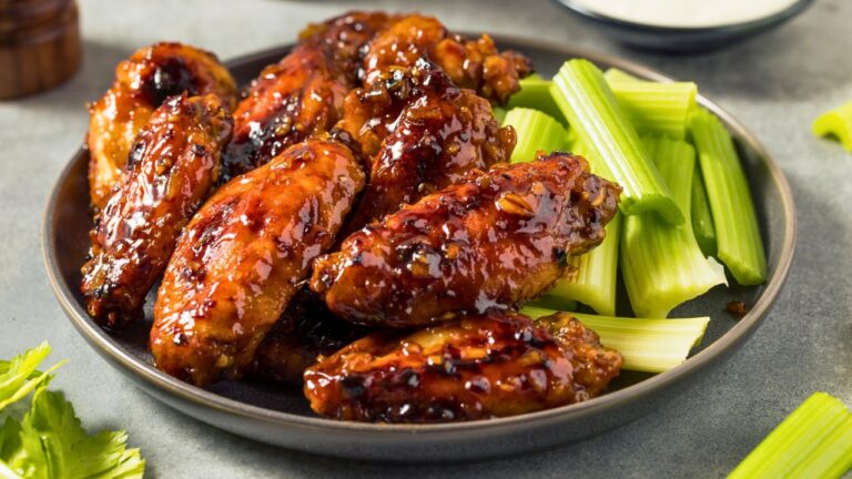 My Boyfriend Always Insists on Paying, but He’s Giving Me the Silent Treatment for Not Covering His $40 Birthday Wing Bill.