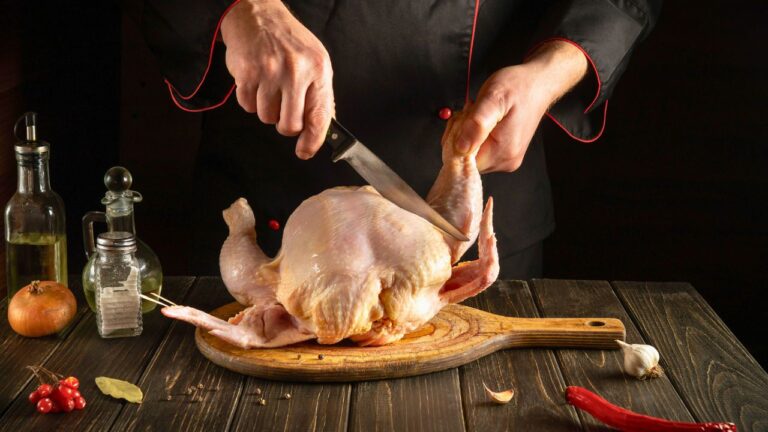 Boyfriend Brought Home Raw Chicken and Demanded I Cook It After I Had Already Prepared a Full Dinner