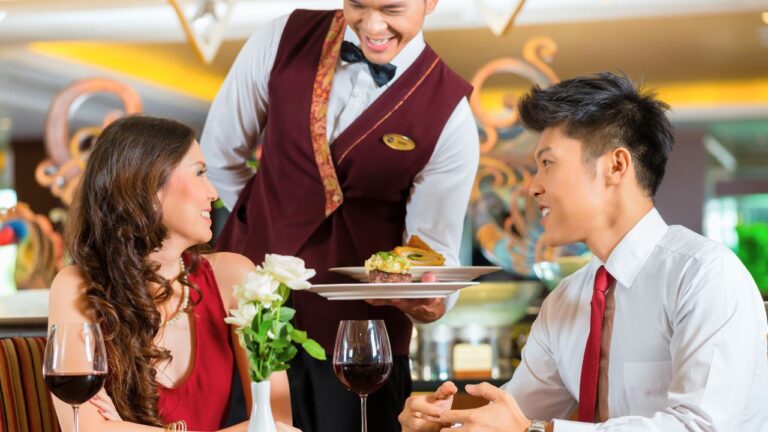 My Wealthy Boyfriend Invited Me to a Pricey Dinner Just to Ambush Me With Half the Bill. His Excuse? He ‘Got Me Out of the House.’