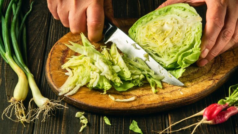 My Mom’s Boyfriend Made a Salad on a Raw Chicken Cutting Board. Now She’s Blaming Me for His Food Poisoning.