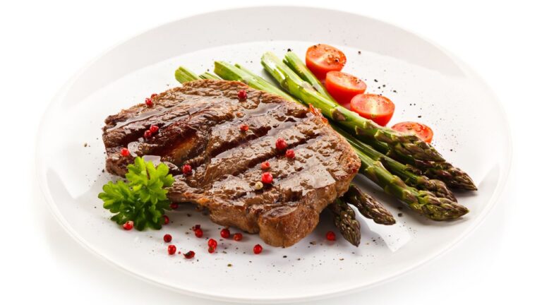 My Brother RSVP’d ‘Meat’ for His Vegan Girlfriend. She Screamed at Me at My Engagement Dinner, and Now I’m Expected to Apologize.