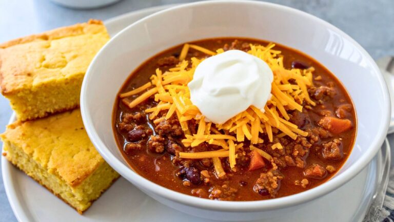 Wife Secretly Made My Birthday Chili Vegan to Change My Diet, So I Rejected It and Made a Sandwich